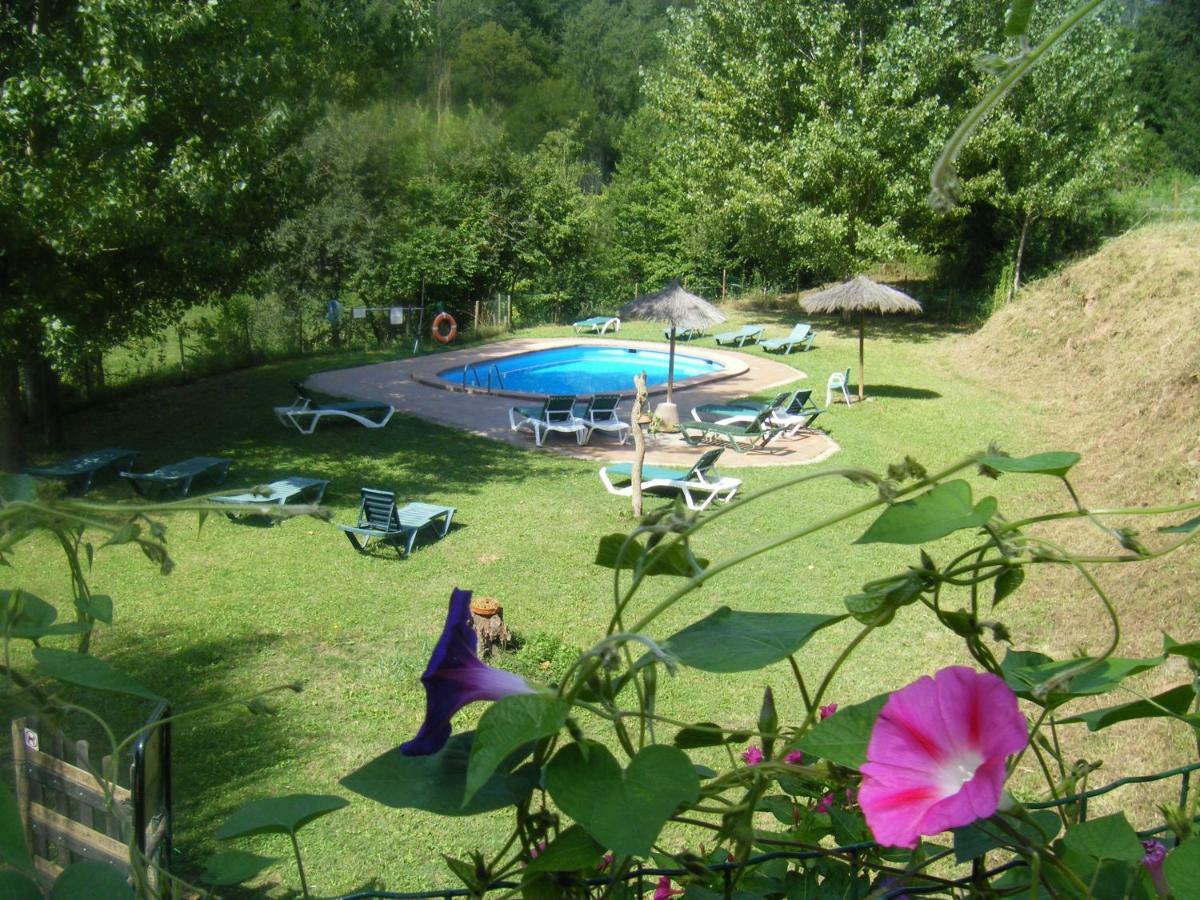 El Moli D'En Sola-Allotjaments Rurals La Vall de Bianya Exterior photo